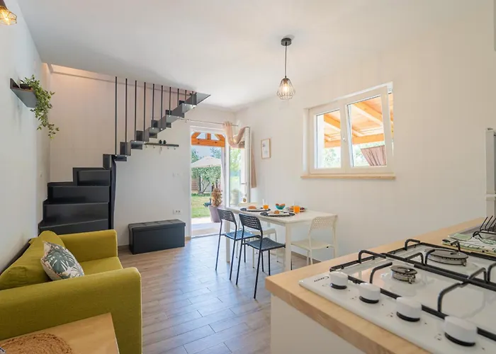 Vakantiehuis Casa Ulika In - Haus Fuer 2-3 Personen Pula