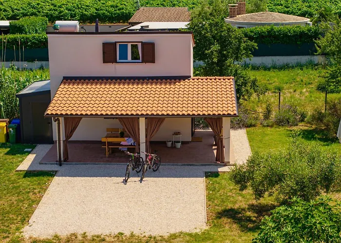 Casa Ulika In - Haus Fuer 2-3 Personen Vakantiehuis